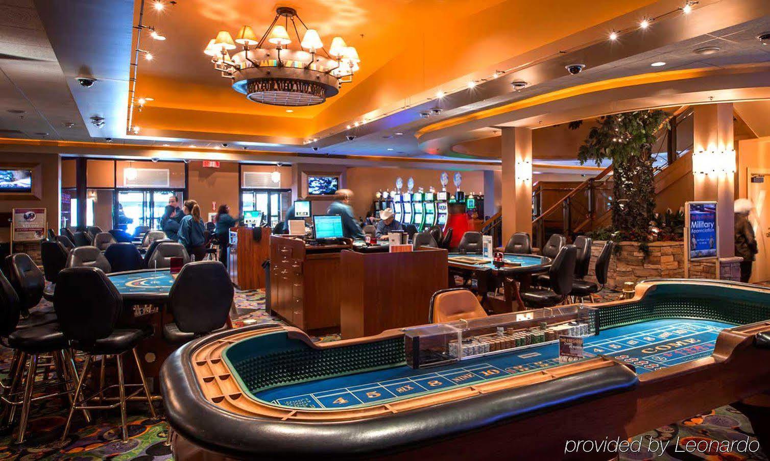 Apache Casino Hotel Лотон Экстерьер фото