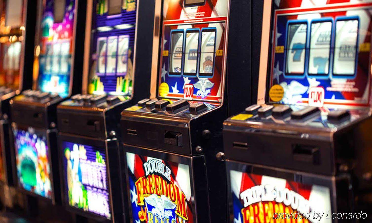 Apache Casino Hotel Лотон Экстерьер фото