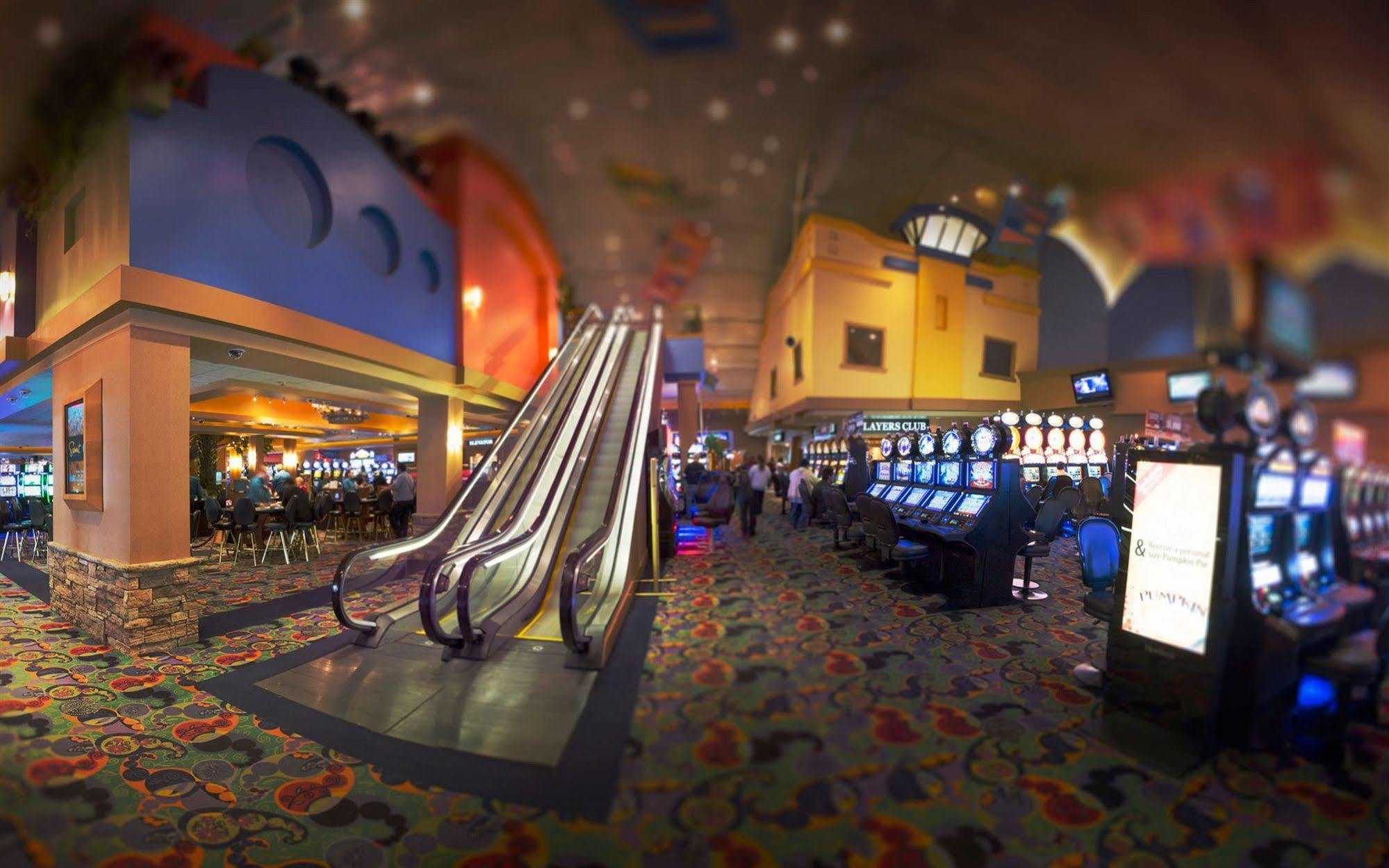 Apache Casino Hotel Лотон Экстерьер фото